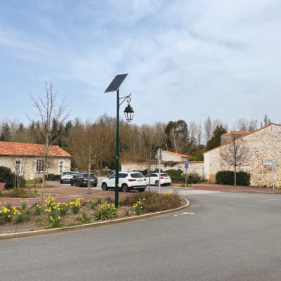 Mareuil-sur-Lay-Dissais (85) - combi Top 3 | Luminaire: Tropezienne Vence