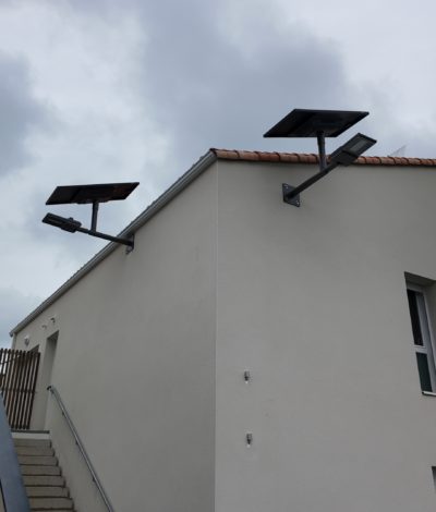 Combi App 3 installés sur les façades de résidences (Vendée)
